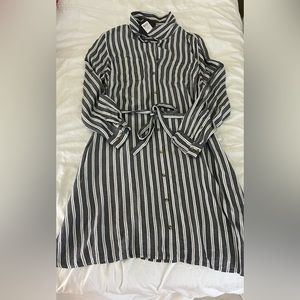 Ava & Viv Grey Stripe Button down dress
